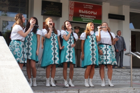 Праздничный концерт