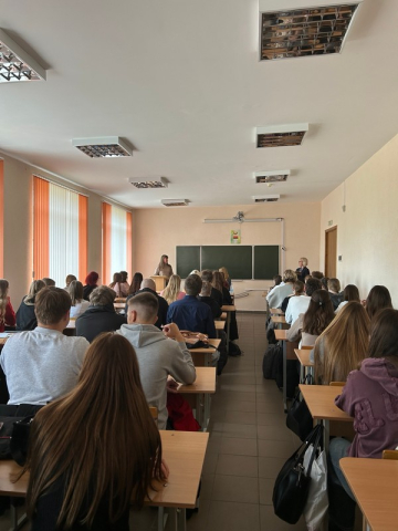 Конкурс молодежных инициатив: студенты БГУТ встретились с представителями Беларусбанка фото 2