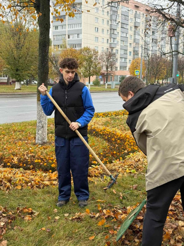 Субботник с душой: когда забота о городе объединяет фото 13