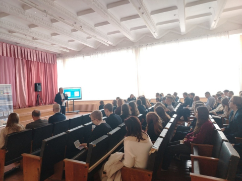 Профориентационная встреча преподавателей БГУТ со старшеклассниками Черикова фото 1