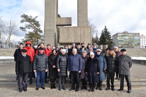 руководство и студенческая молодёжь МГУП