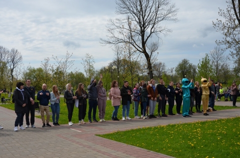 Семьи приняли участие в квест-игре в  парке «Подниколье»